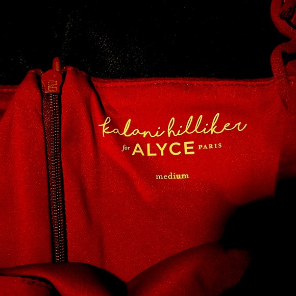 Burgundy dress/w shorts - Picture 5 of 5